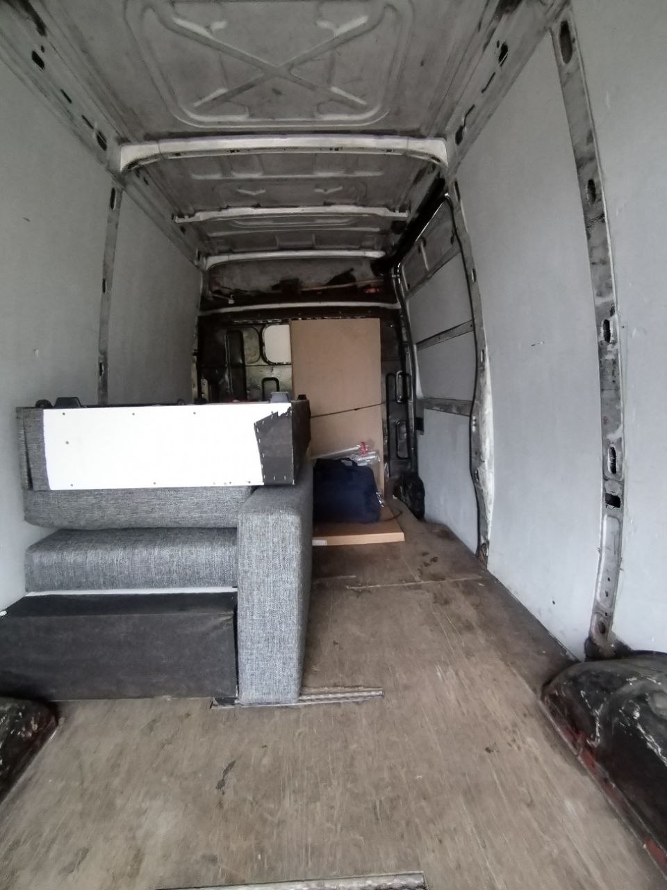 Перевозка мебели в Пинске - квартирный переезд